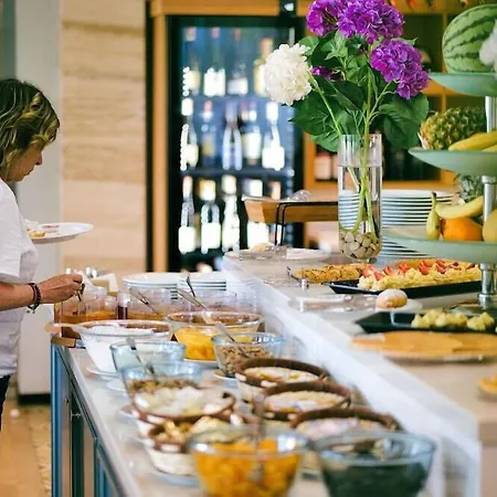 Butrinti Hotel 4*
